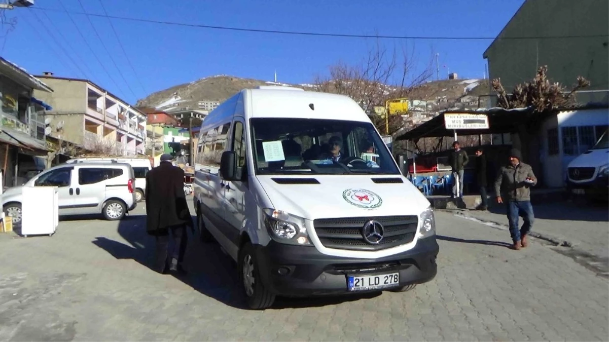 Kulp Belediyesinde Hastaneye Ücretsiz Ulaşım Hizmeti