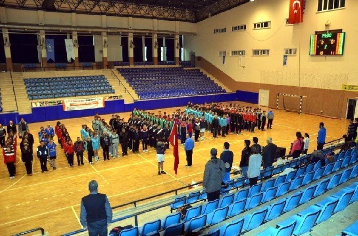 Okullararası Genç Kız ve Erkek Hentbol Grup Müsabakaları Adana\'da Yapılacak