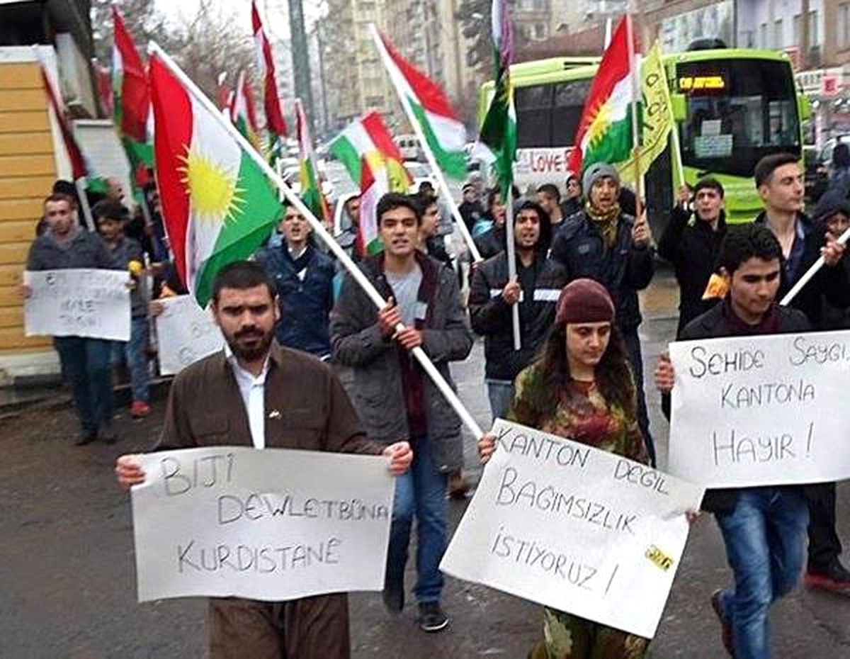 PKK Karşıtı Dernek Üyelerine \'Pkk Propagandasından\' Hapis Cezası