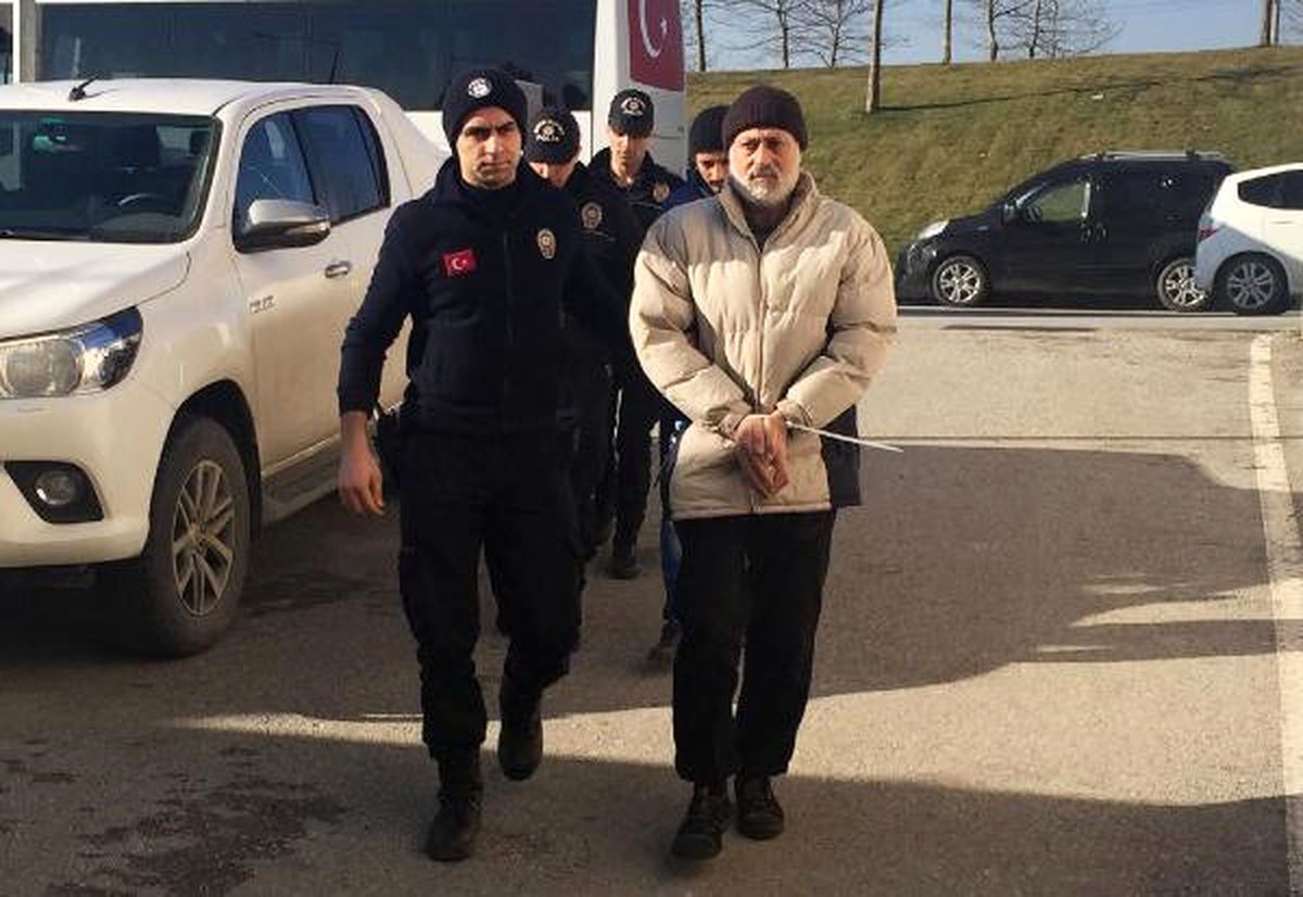 Sakarya\'da Deaş Operasyonu: 3 Gözaltı