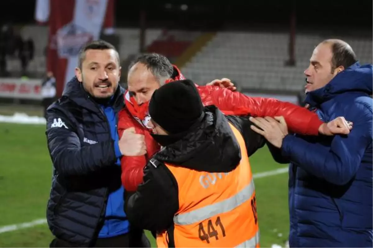 Samsunspor-Mersin İdmanyurdu Maçı Soyunma Odaları