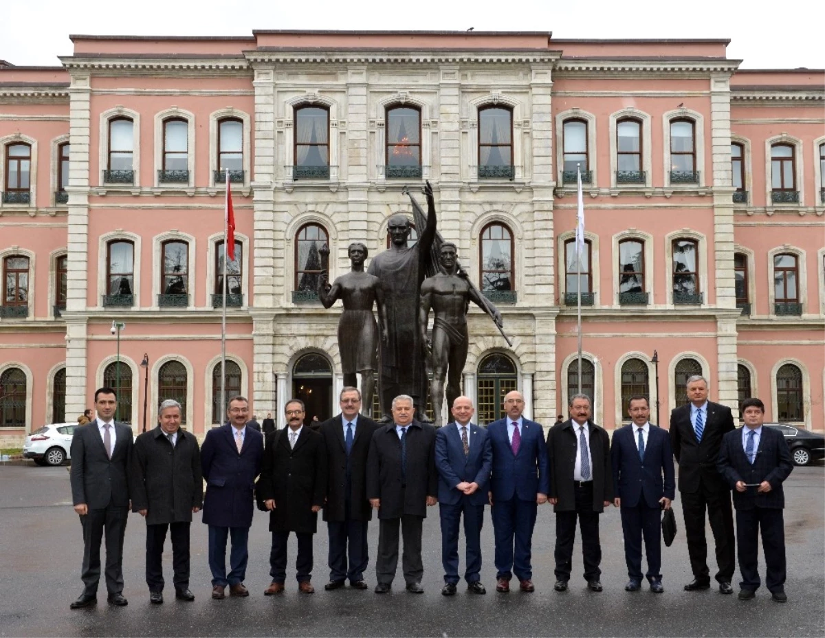 Şeker, Üniversite Hastaneleri Birliği Yönetim Kurulu Asil Üyeliğine Yeniden Seçildi