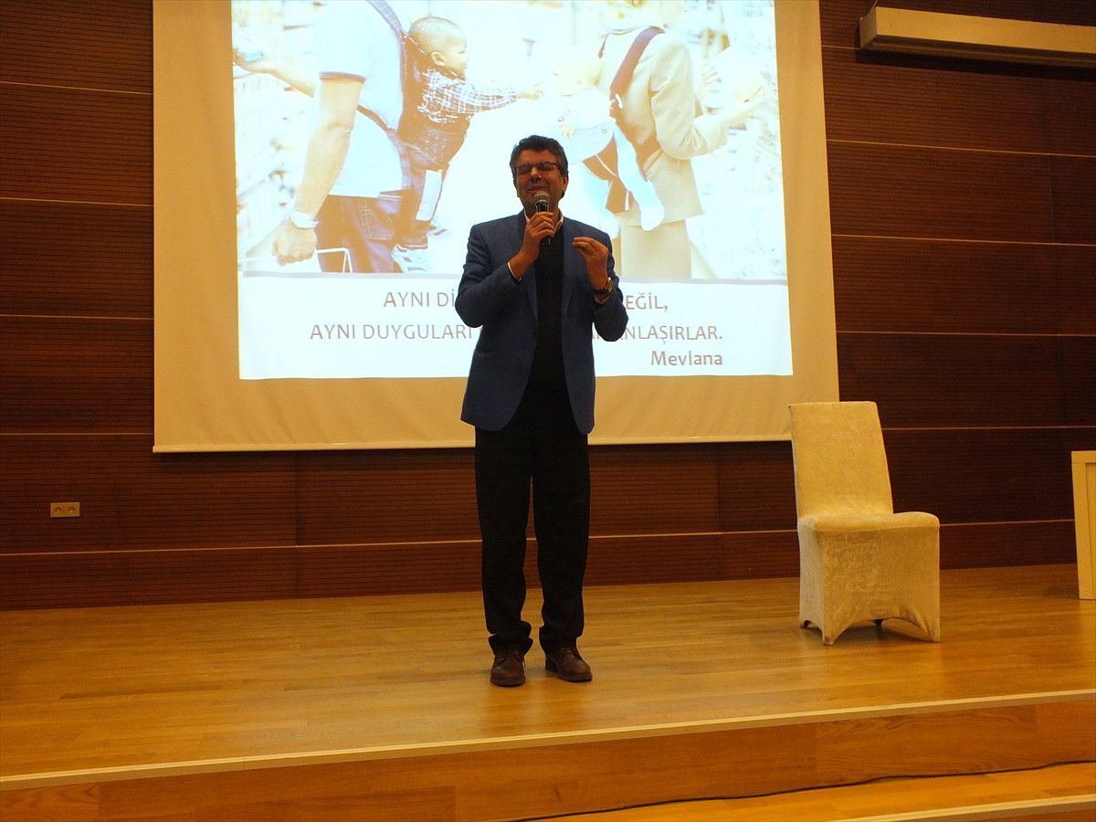 Sivas\'ta "İlham Veren Öğretmen" Semineri