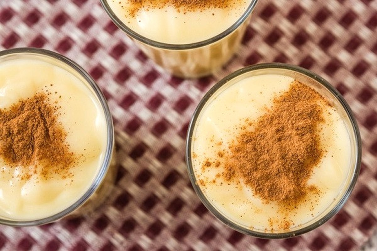 Soğuk Havada, Bedava Sıcak Salep Kuyruğu