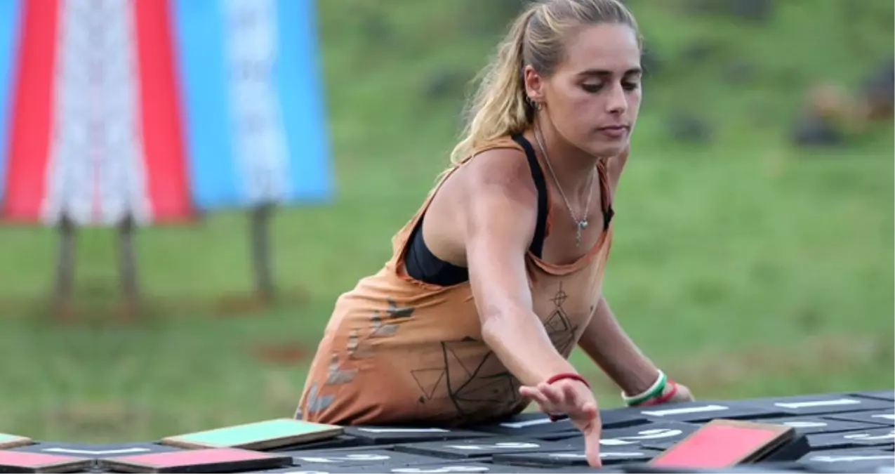 Survivor 2016\'ya Damga Vuran Damla Can Güzelliğiyle Mest Ediyor