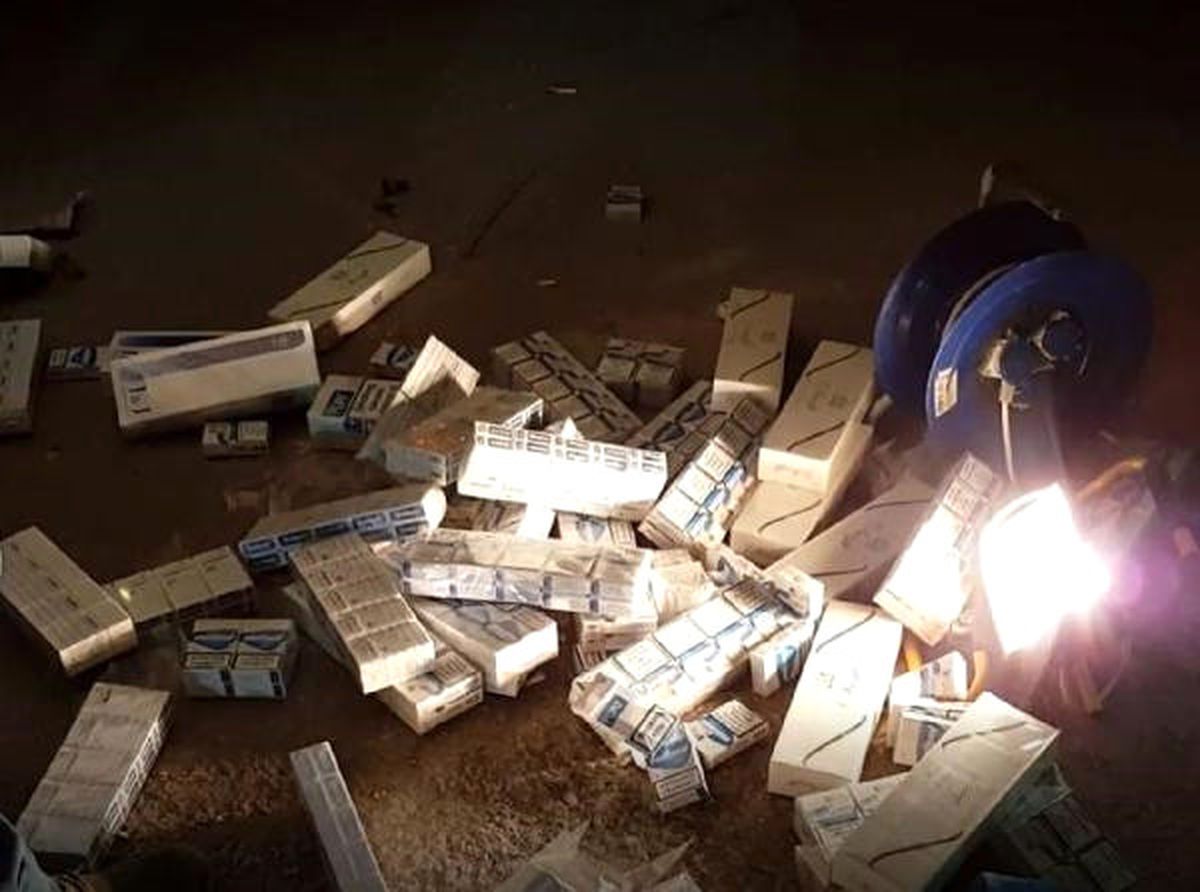 Tır\'da 67 Bin Paket Kaçak Sigara Ele Geçirildi