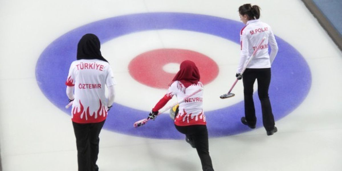 Türkiye, Curlingde Kızlarda Finalde