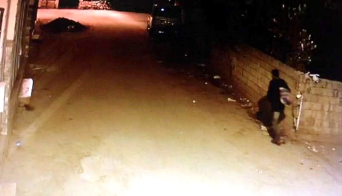 Ziraat Odasından Hırsızlık Yapan Şahsı Güvenlik Kameraları Yakalattı