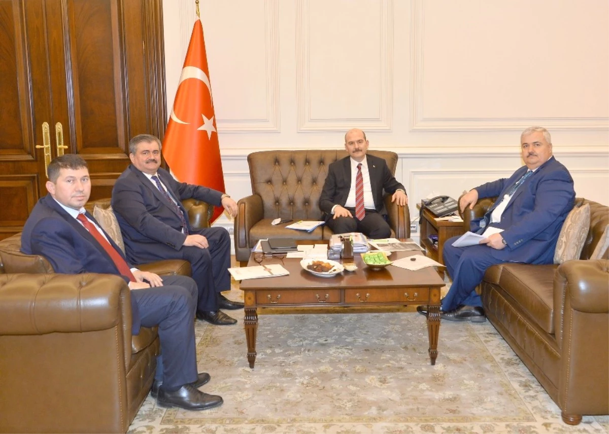 Çaturoğlu ve Ünal, İçişleri Bakanı Süleyman Soylu\'yu Ziyaret Etti