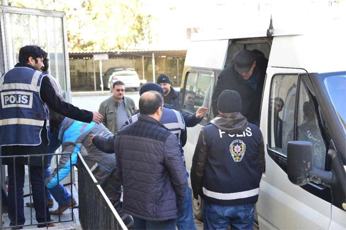 Erbaa\'da Asayiş Operasyonu: 8 Gözaltı