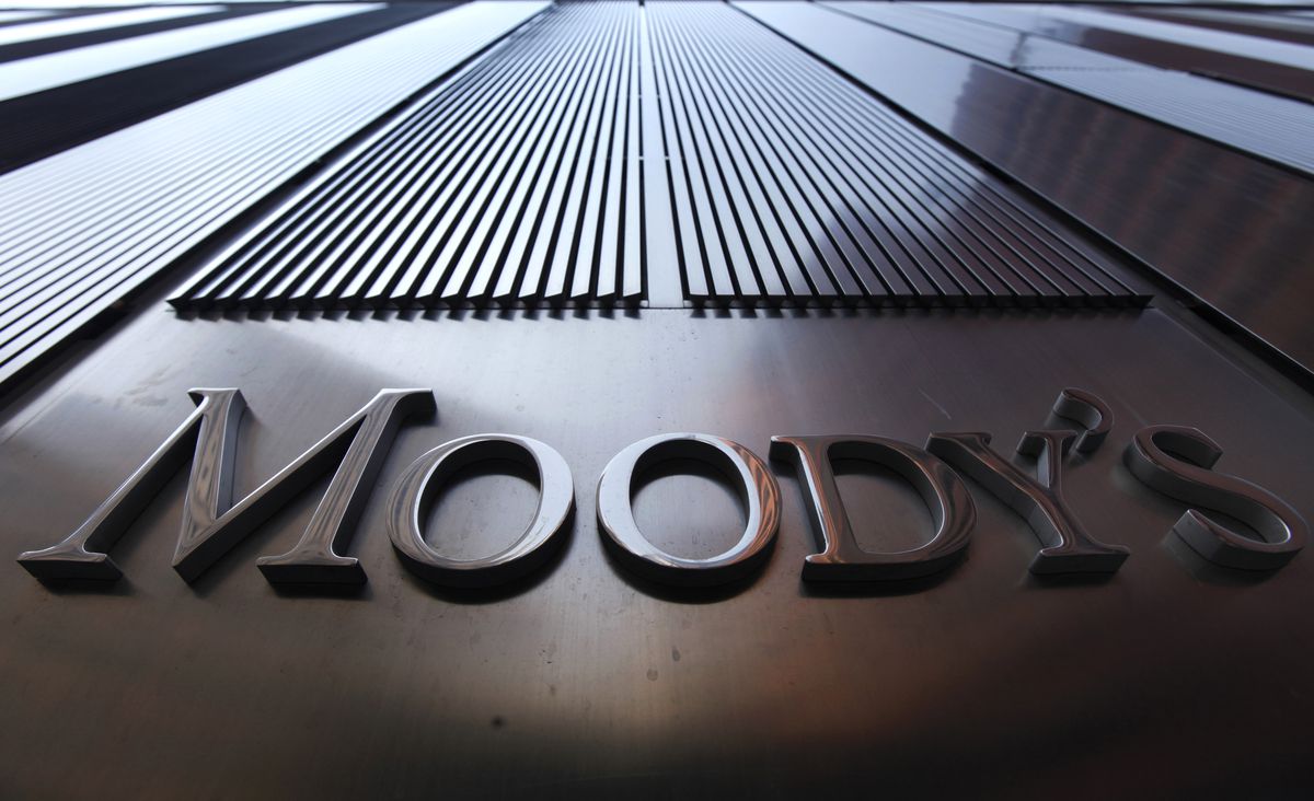 Moody\'s Rusya\'nın Görünümünü "Durağan"A Çevirdi