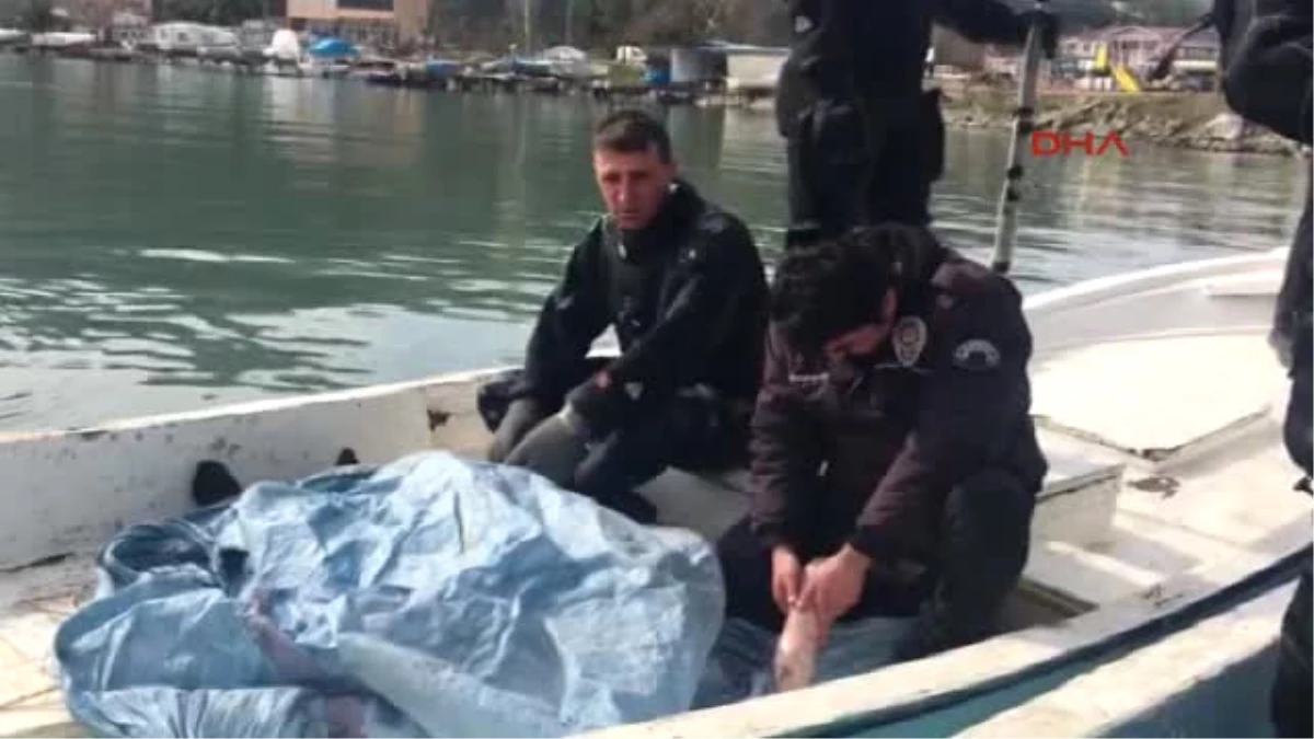 Samsun Balıkçı Muharrem Şen\'in Cansız Bedenine Ağa Sarılı Bir Halde Ulaşıldı