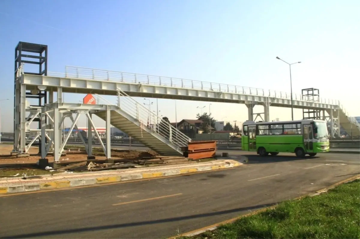 Sanayi Mahallesi Yaya Köprüsü Bitme Aşamasında