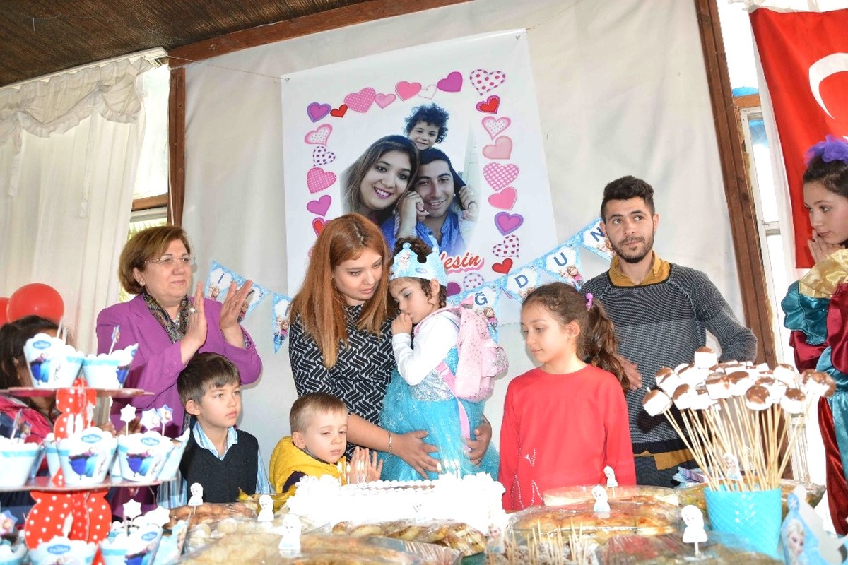 Şehidin Kızı Melek Naz\'a Doğum Günü