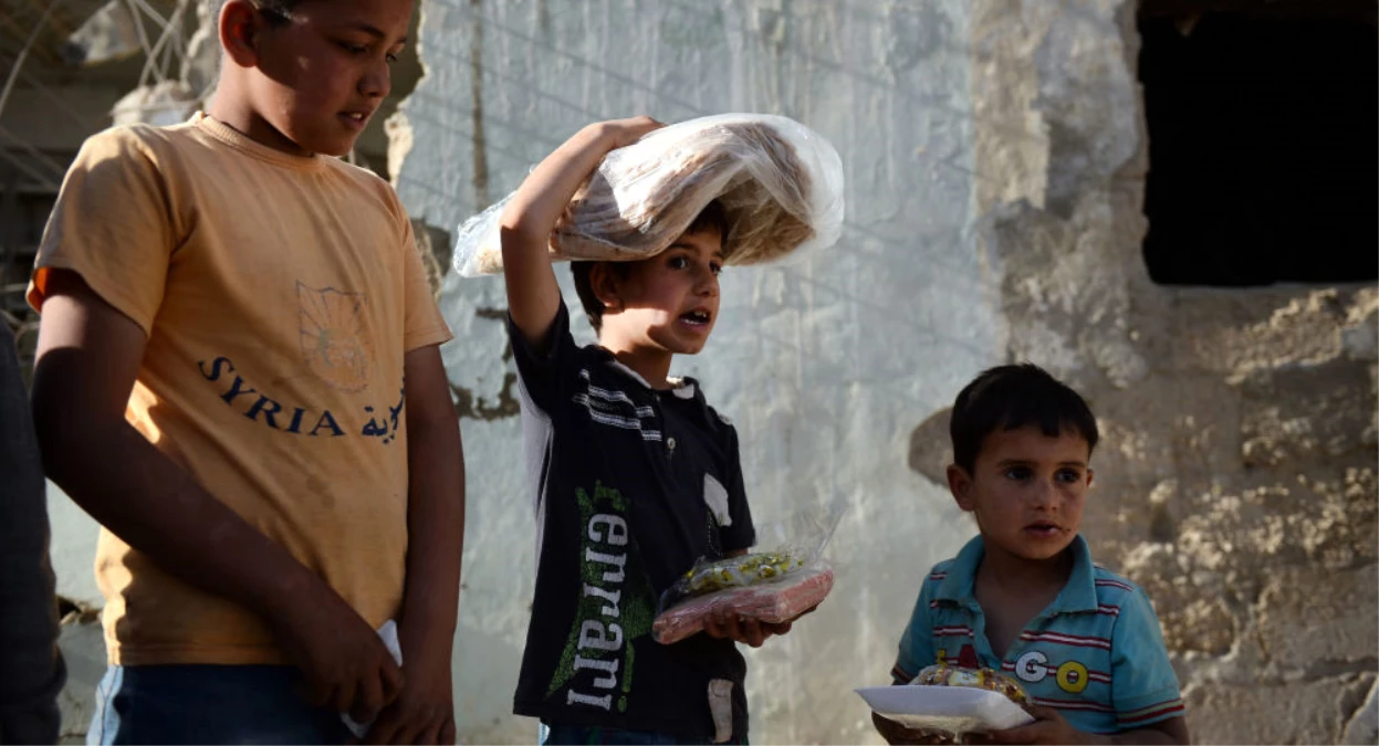 Veresiye Aldıklarıyla Haleplilere 8 Tır Yardım Gönderdi