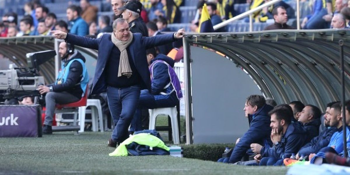 Advocaat\'tan 6 Değişiklik!