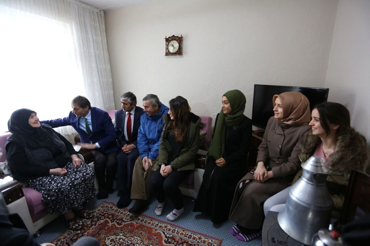 Başkan Alemdar\'ın Bu Haftaki Durağı Arabacıalanı Mahallesi Oldu