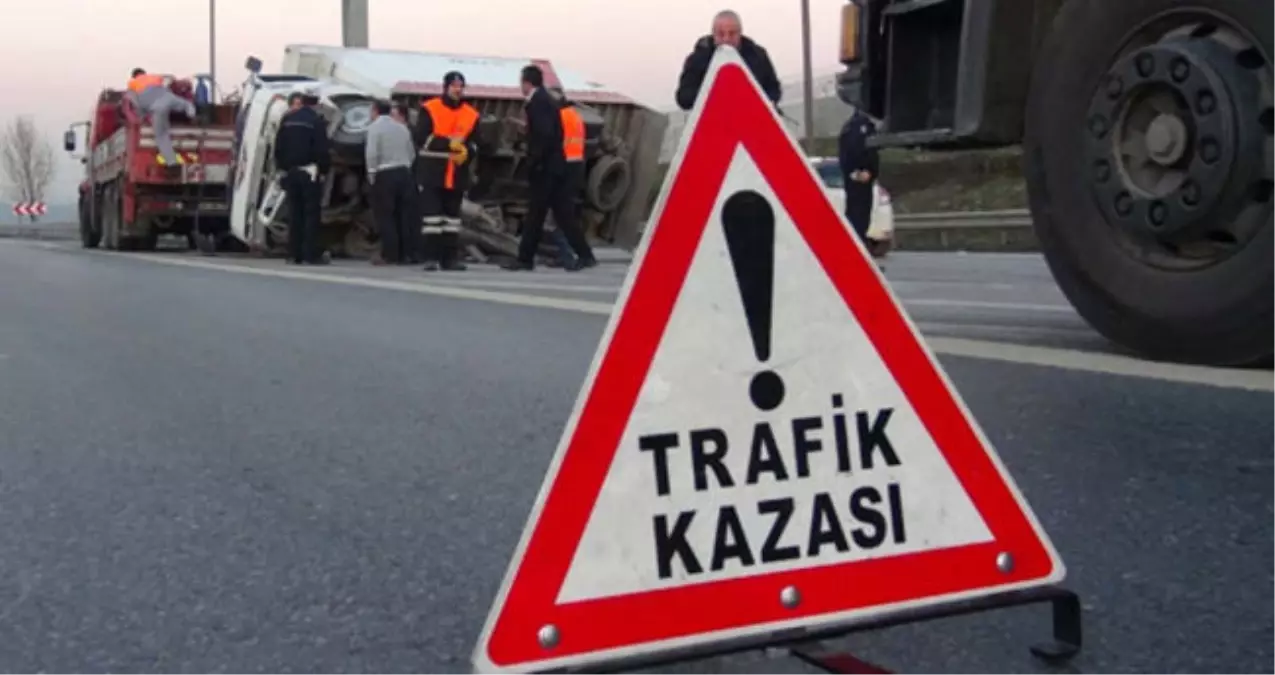 Elazığ\'da Trafik Kazası: 2 Yaralı