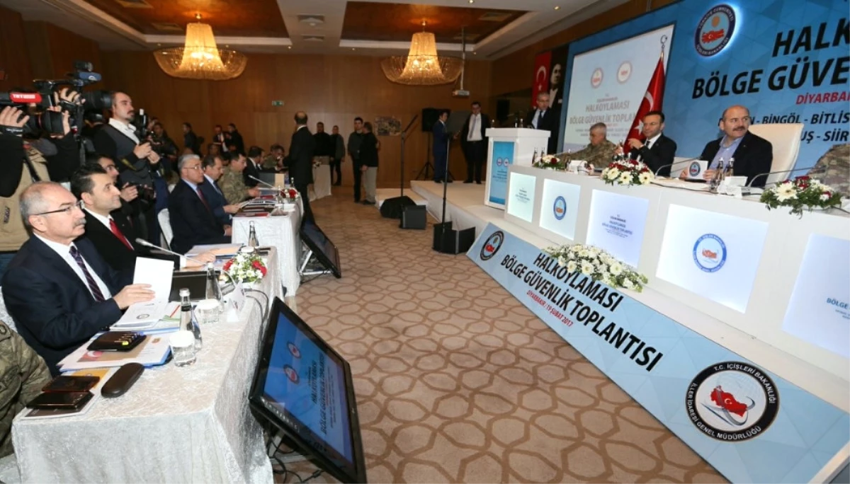 Içişleri Bakanı Diyarbakır\'da \'Güvenlik Toplantısı\' Yaptı