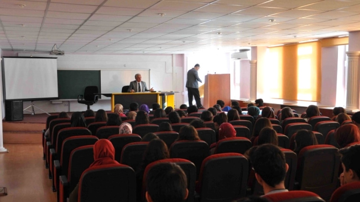 Sağlıklı Bir Kalp İçin Kalbini Sev" Konferansı Düzenlendi