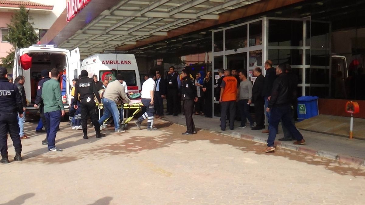 Yaralanan 19 Öso Askeri Kilis\'e Getirildi