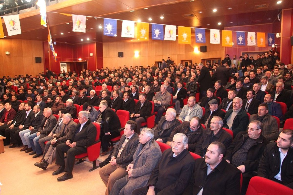 AK Parti\'den Bilgilendirme Toplantısı