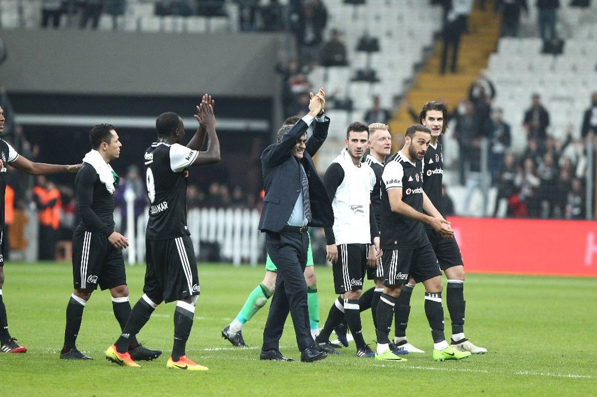 Akhisar\'a Bu Kez Puan Kaptırmadı