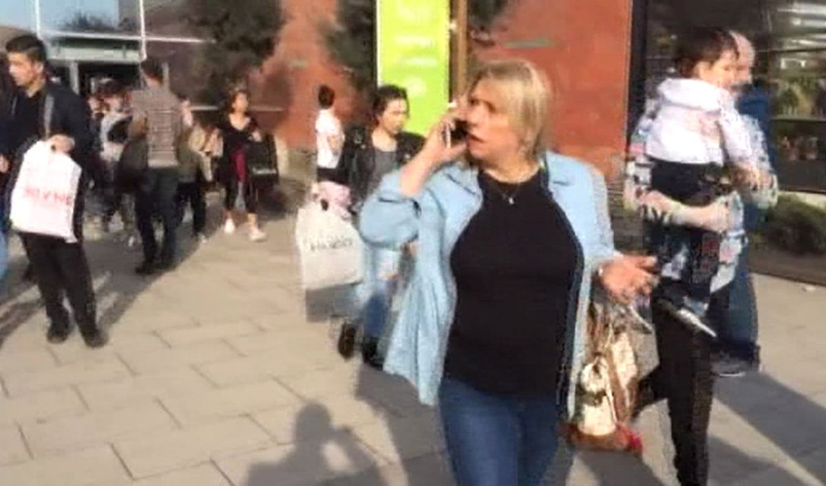 Alışveriş Merkezinde Kavga Paniğe Yol Açtı