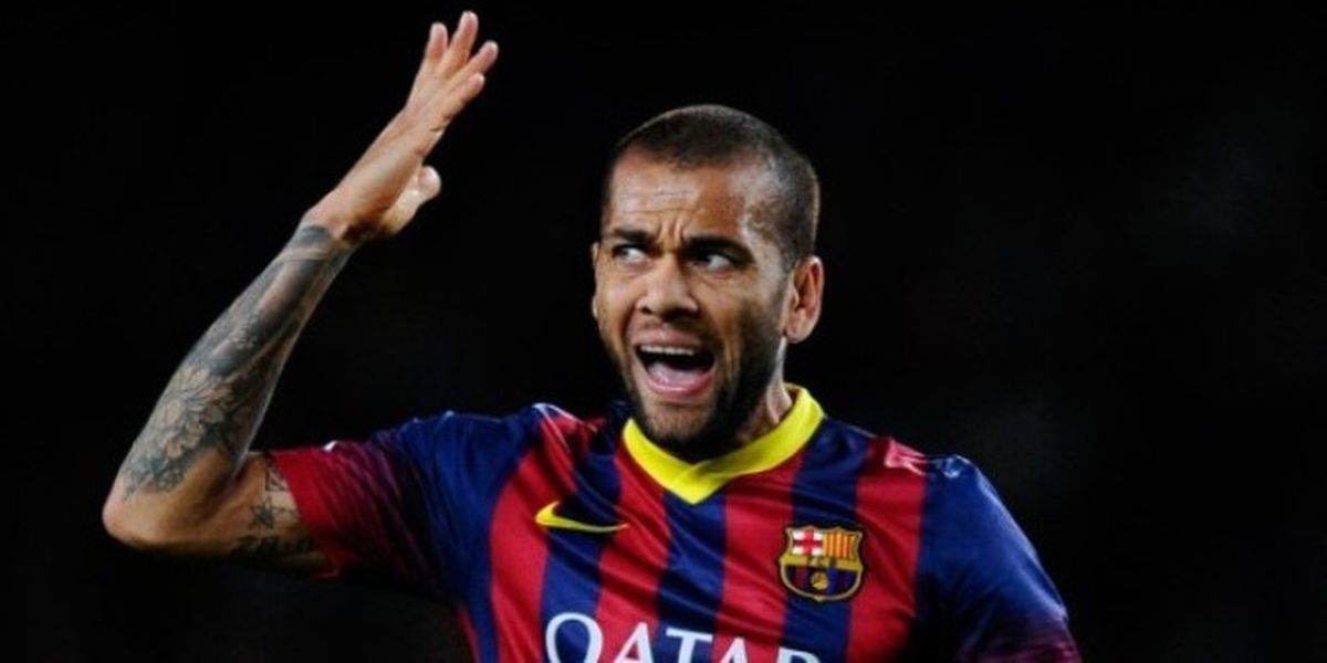 Alves, Barcelona Yöneticilerini Suçladı
