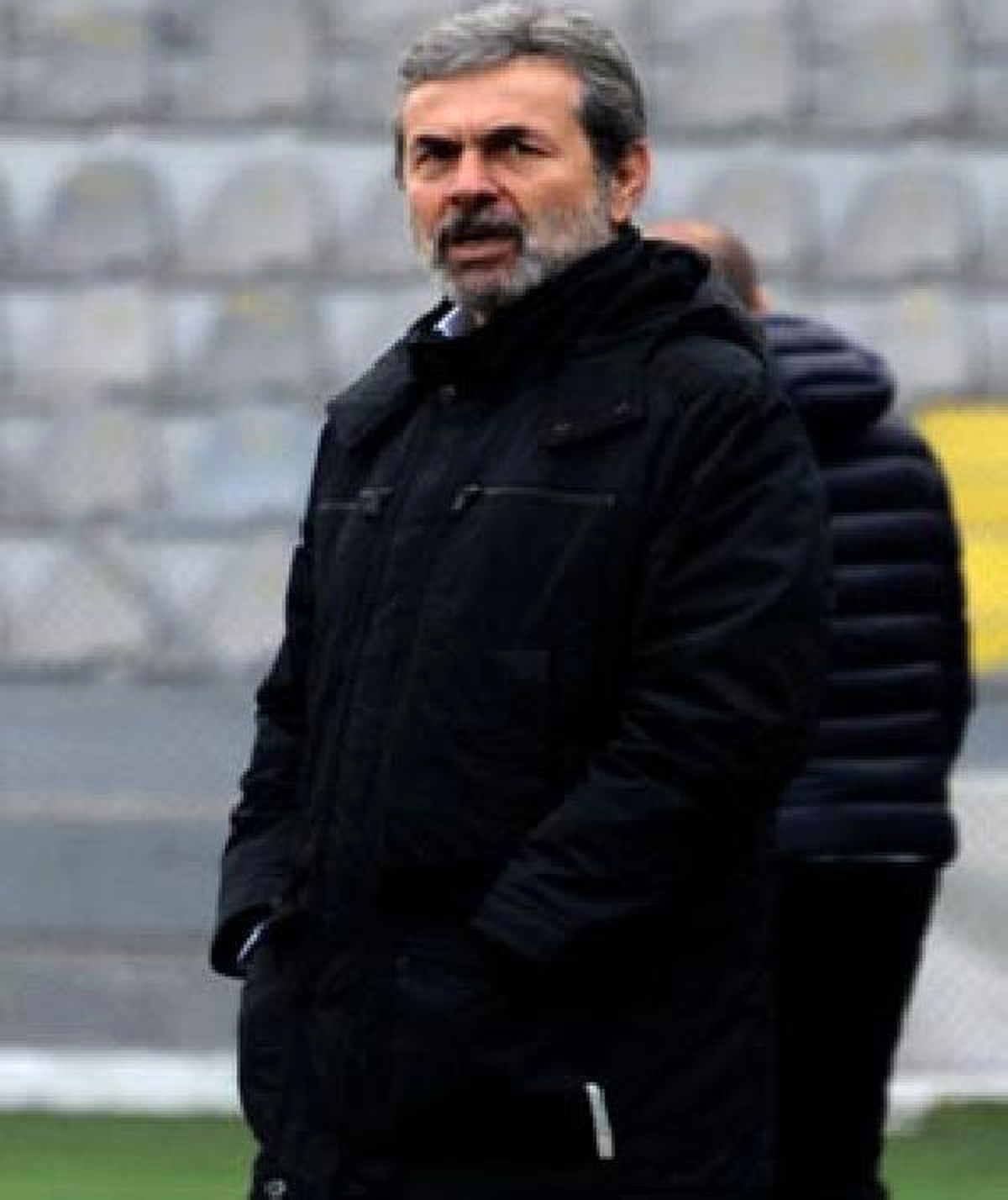 Atiker Konyaspor Yönetiminden Teknik Direktör Aykut Kocaman\'a Uyarı
