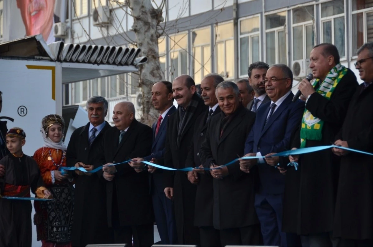 Cumhurbaşkanı Erdoğan Üniversitede Olan 16 Bina Tesis ve Altyapı Yatırımını Hizmete Açtı