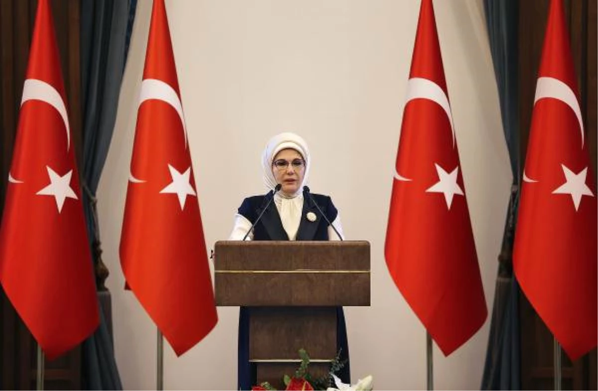 Emine Erdoğan, Suriyeli Kadınlar ile Buluştu (1)