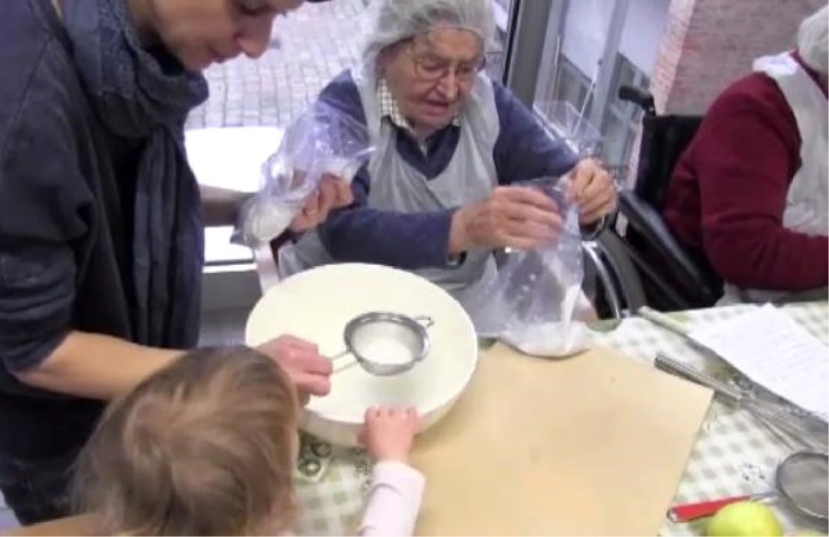 İtalya\'da Yaşlılar ile Çocukları Bir Araya Getiren Yuva