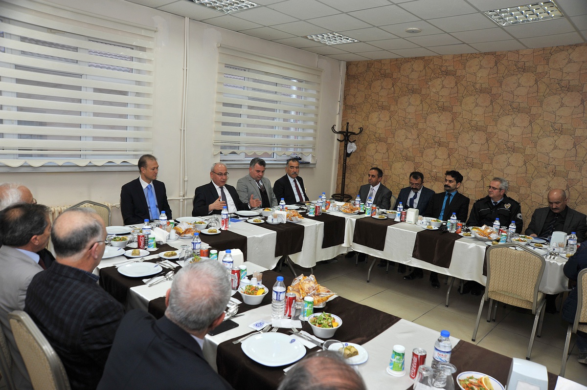 Kırşehir Emniyet Müdürü Akyüz, Muhtarları Dinledi