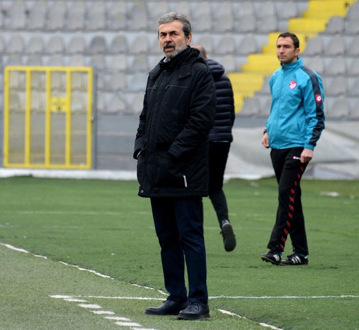 Konyaspor\'dan Aykut Kocaman\'a Tedbir Çağrısı