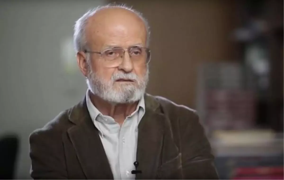 Prof. Fikret Adanır Kütüphanesini Bağışladı