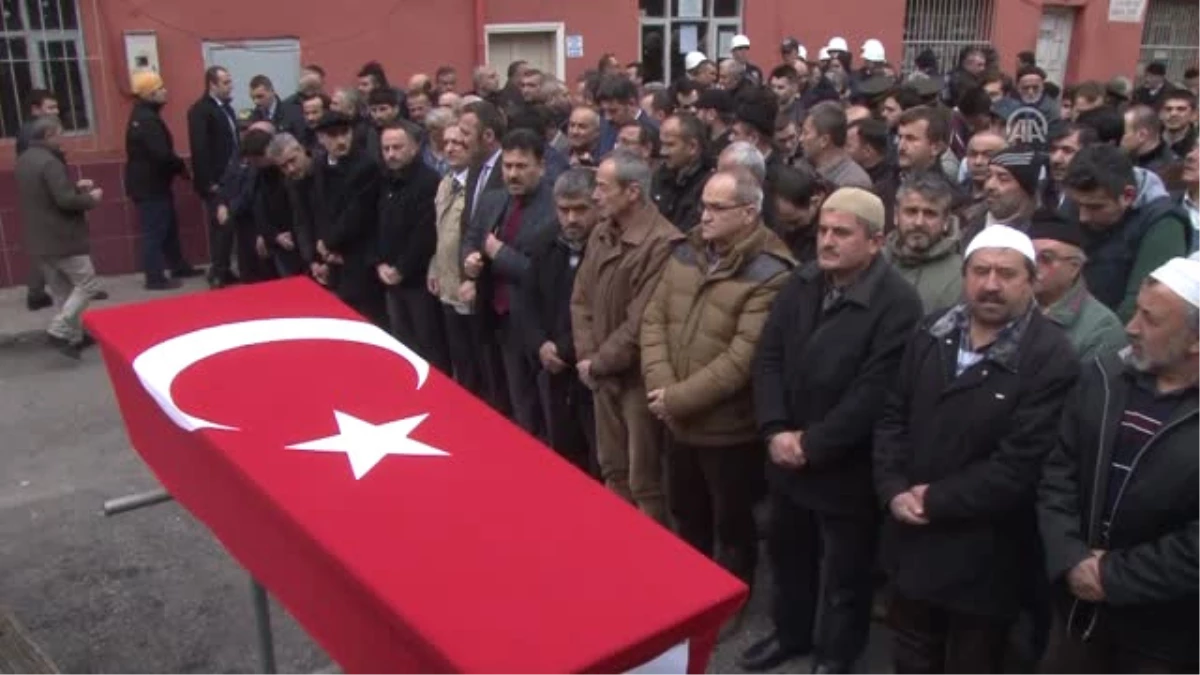 Trafik Kazasında Ölen Polis Memuru Toprağa Verildi - Zonguldak