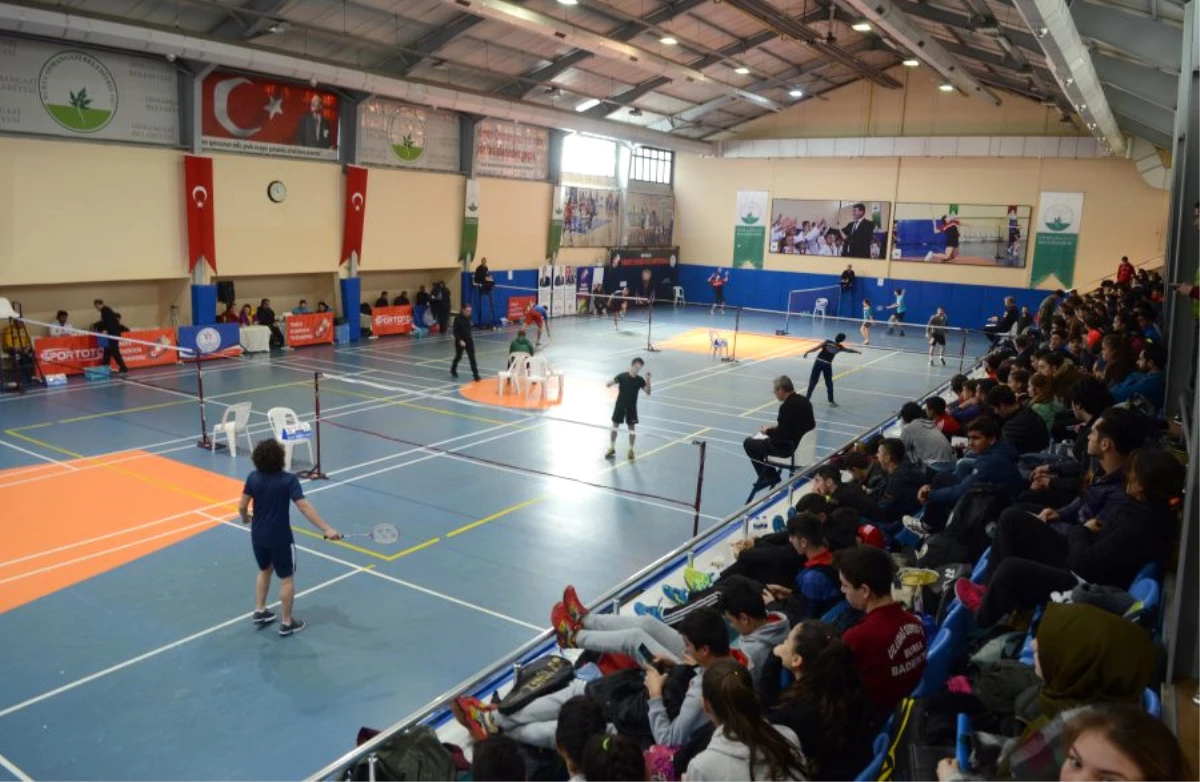 Türkiye Büyükler Badminton Şampiyonası Yapıldı