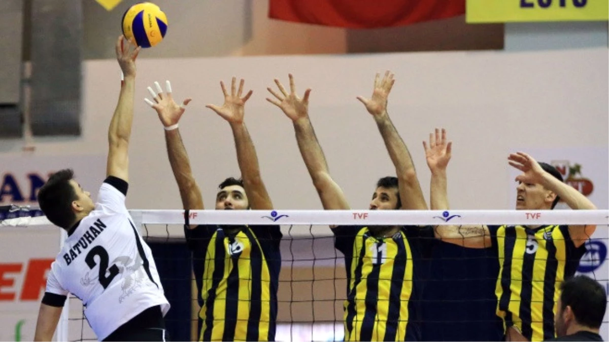 Voleybol: Efeler Ligi