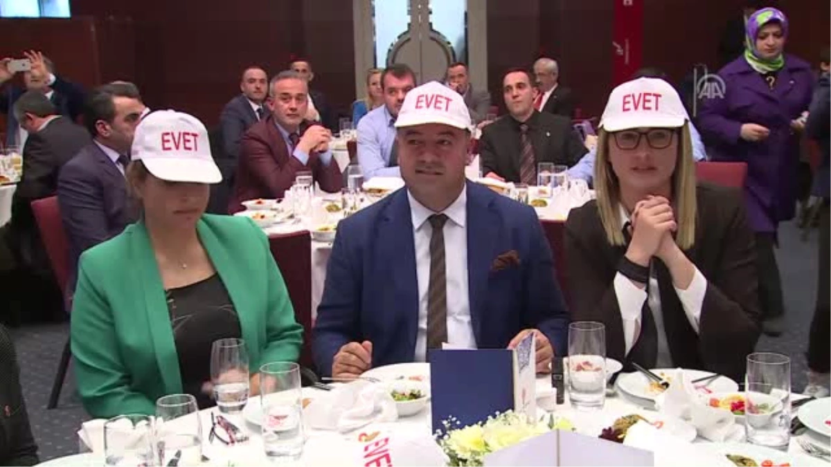Başbakan Yıldırım, Izmir Büyükşehir Belediye Meclis Üyelerine Yemek Verdi?