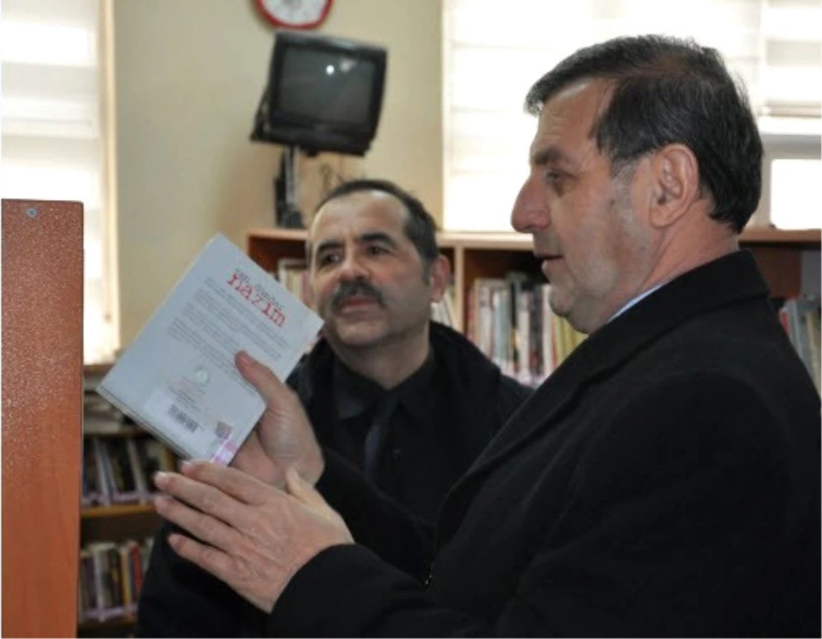 Başkan Süleyman Özkan, Halk Kütüphanesi İnceledi
