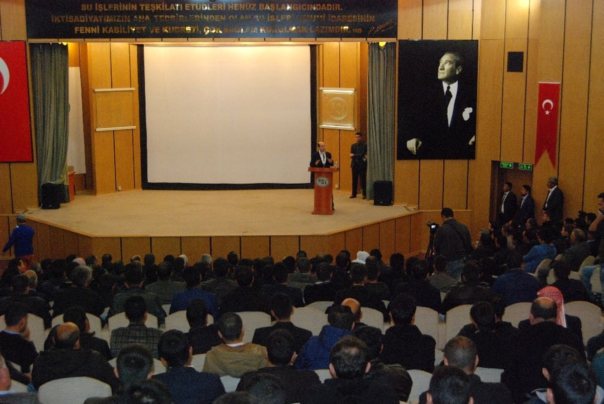 Bölgenin Korucuları İstişarede Bulunmak Üzere Şanlıurfa\'da Toplandı