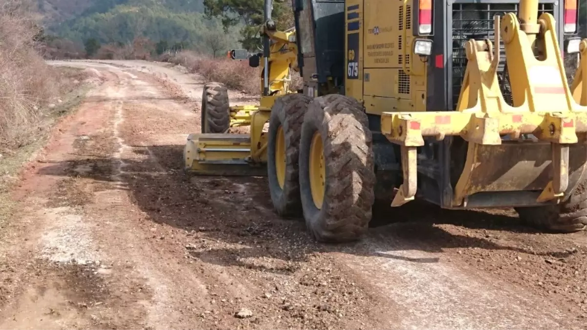 Bozulan Yolları Bakım ve Onarım