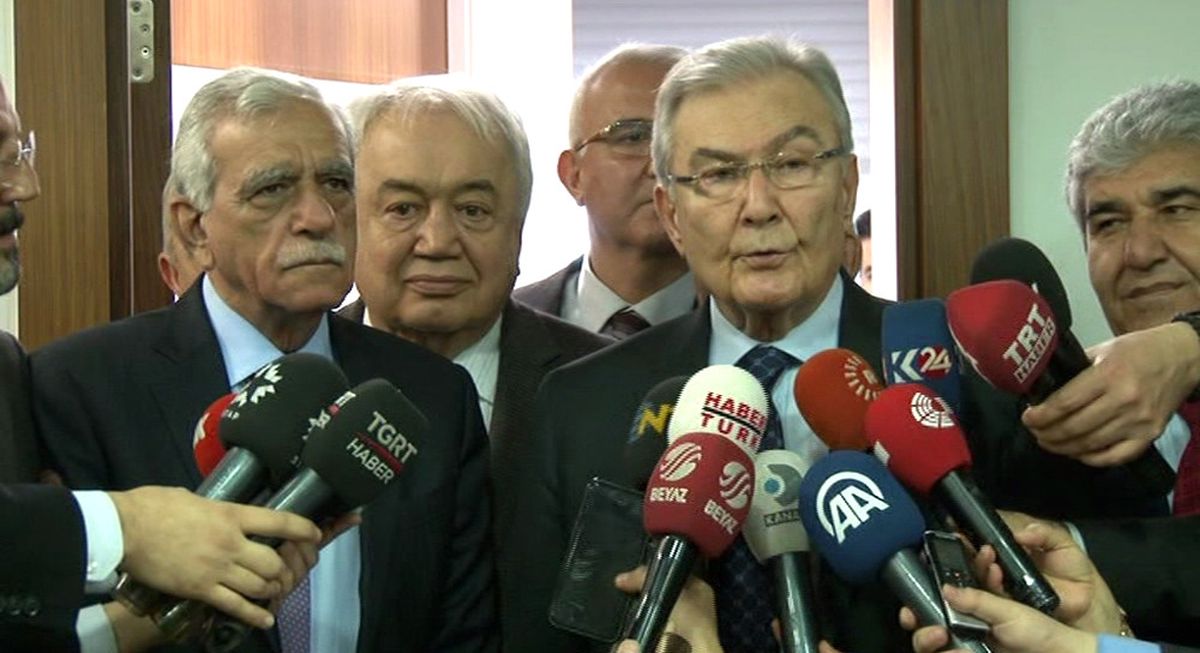 Deniz Baykal Ahmet Türk\'ü Konuk Etti