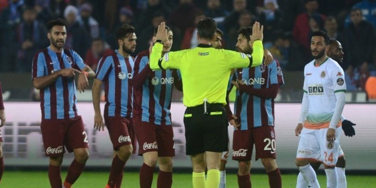 Ersun Yanal\'ın Büyük Hayal Kırıklığı...