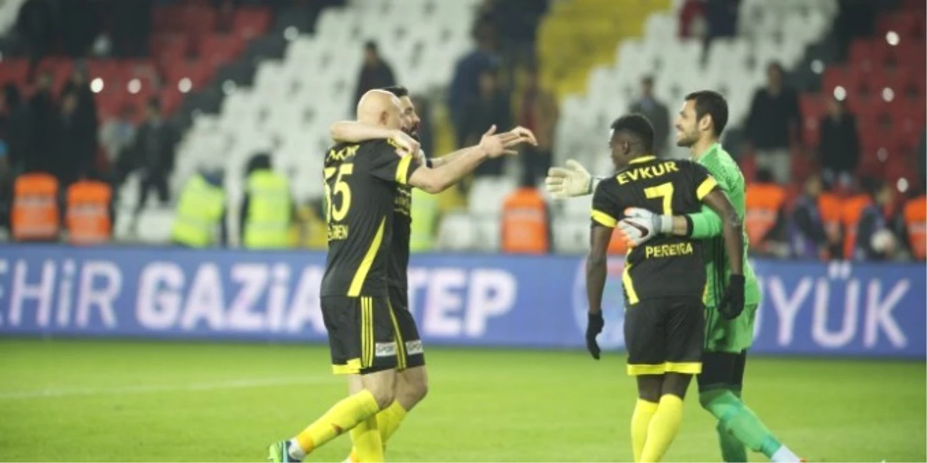 Evkur Yeni Malatyaspor\'da Hedef Şampiyonluk