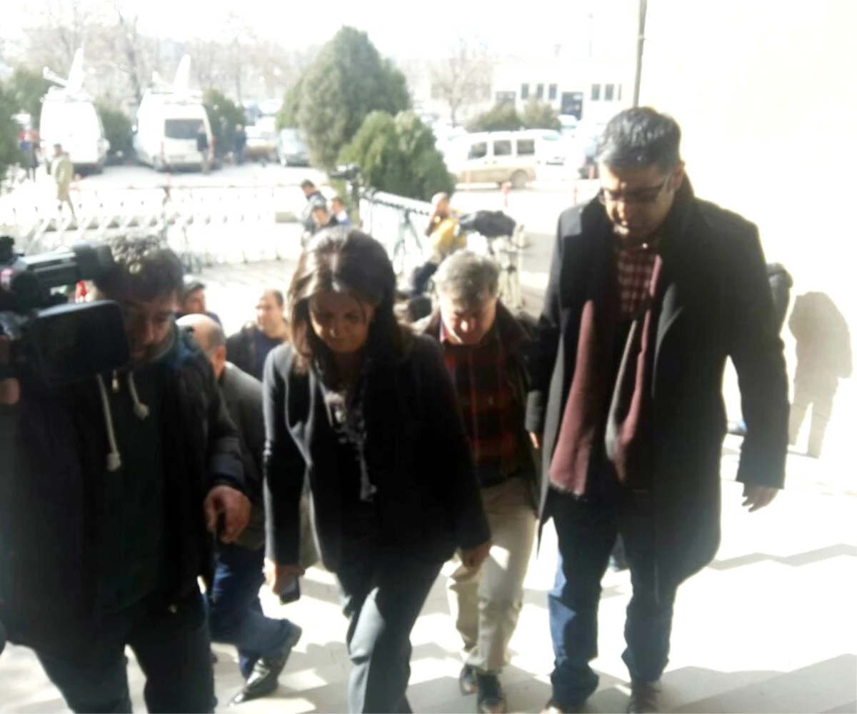 Hdp Diyarbakır Milletvekili Baluken Gözaltına Alındı