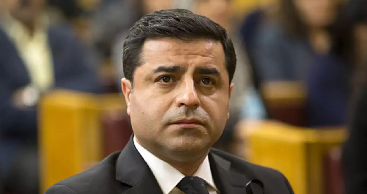 HDP Lideri Selahattin Demirtaş\'a 5 Ay Hapis Cezası