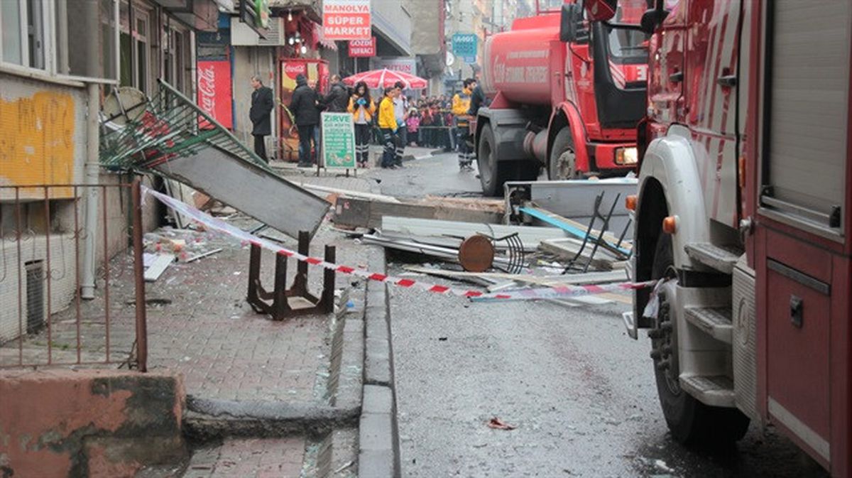 İGDAŞ (Küçükçekmece\'deki Patlama) Patlamaya Tesisata Müdahale Neden Oldu