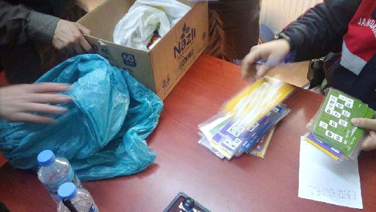 İzmir\'de Kumar Baskını 46 Gözaltı